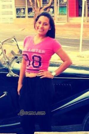 158284 - Leidy Age: 31 - Colombia