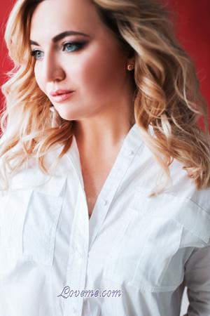 175431 - Elena Age: 42 - Russia