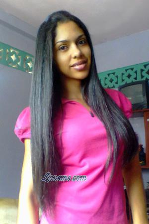 176406 - Iris Age: 30 - Venezuela