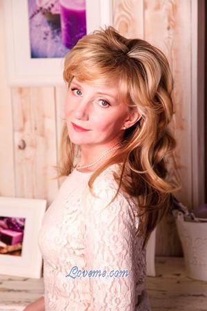 186650 - Larisa Age: 61 - Russia