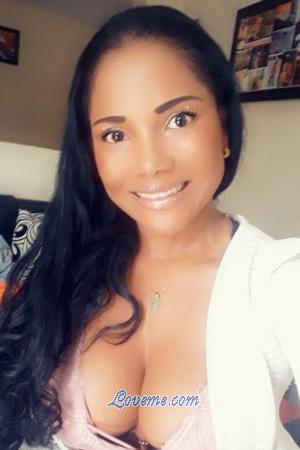 196678 - Yarleisy Age: 40 - Colombia