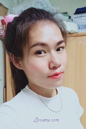 202815 - Phatcharida Age: 29 - Thailand