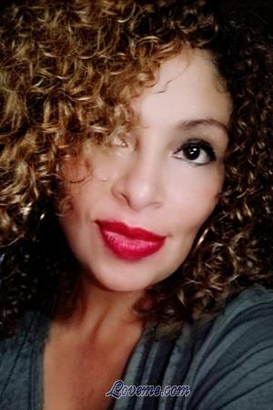 204169 - Seidy Age: 53 - Costa Rica