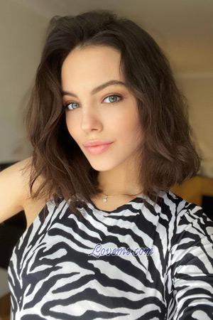 211445 - Diana Age: 20 - Ukraine