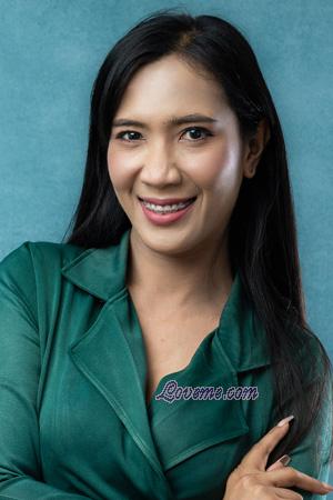 Ladies of Samut Prakan