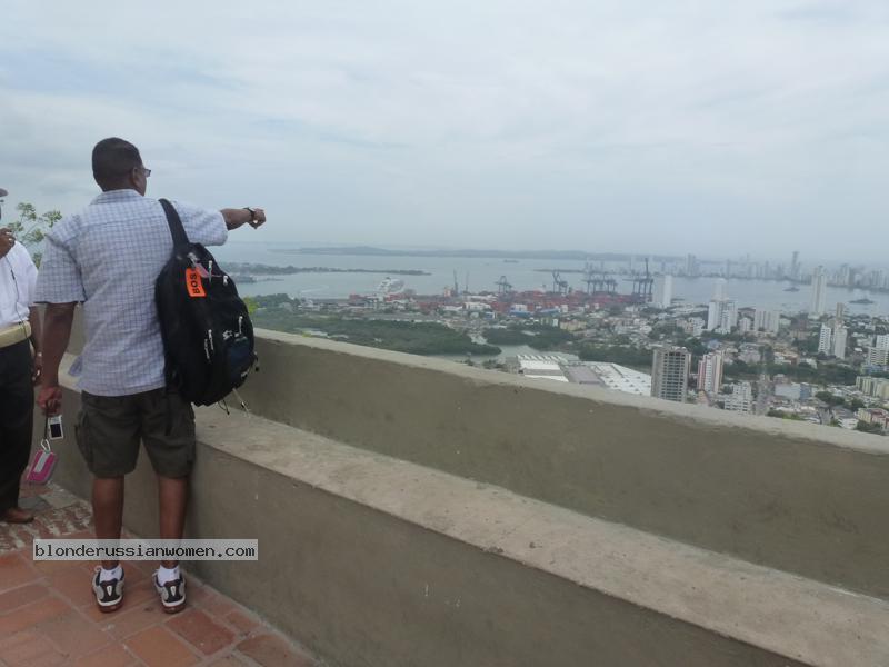 colombian-women-city-tour-32